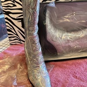 Women’s Silver Leather Boots, with sequin details, Cowboy Style size 9